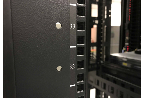 Số U trong tủ Rack là gì? Nên chọn tủ Rack bao nhiêu U là phù hợp