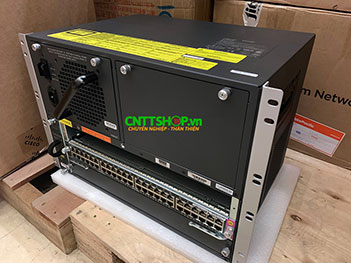 Switch Cisco WS-C4503-E 4503 (3-slot chassis), fan, no power supply
