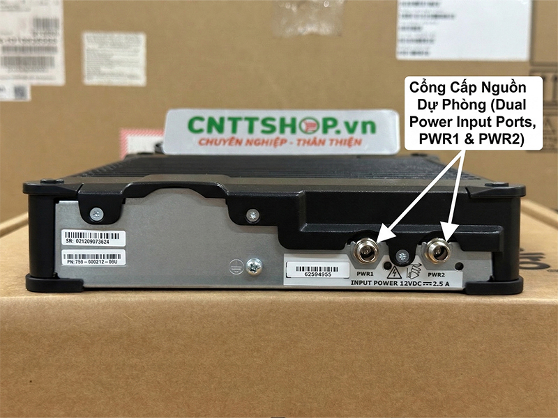 Mặt Sau của thiết bị tường lửa Palo Alto PAN-PA-440