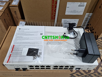 Router MikroTik CCR2004-16G-2S+PC 16x GE Ports, 2x10G SFP+ RouterOS v7, License level 6