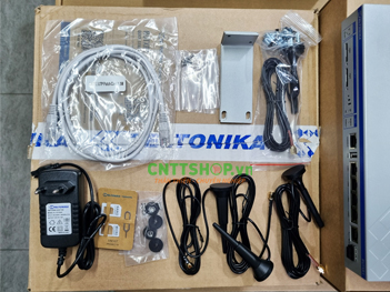 RUTXR1 Router 4G Industrial Teltonika 5x 1GE, 1x WAN SFP/GE Combo