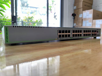AT-GS970M/28PS Switch Allied Telesis 24 Ports PoE+ 370W, 4 x 100/1000X SFP ports