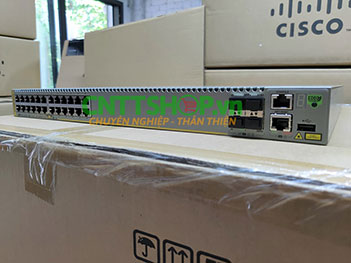 AT-x930-28GTX-00 Allied Telesis 24 Ports 10/100/1000T Stackable, 4 SFP+ Ports Uplink