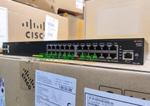 JL261A Switch Aruba 2930F 24 Ports 10/100/1000 PoE+ 370W, 4 SFP Uplink JL261A Switch Aruba 2930F 24 Ports 10/100/1000 PoE+ 370W, 4 SFP Uplink