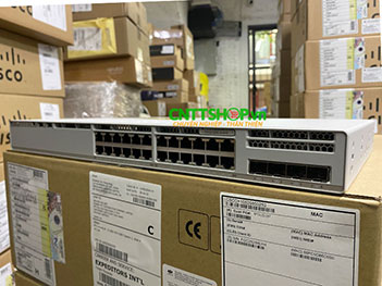 Switch Cisco C9200L-24T-4G-E with 24 Port Data, 4x1G uplink, Network Essentials