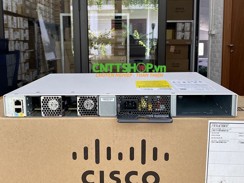 C9200L-48T-4G-E Switch Cisco Catalyst 9200L 48 Port Data, 4x1G uplink, Network Essentials