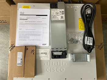 C9300-48S-E Cisco Catalyst 9300 48 Ports modular uplinks 1G SFP, Network Essentials