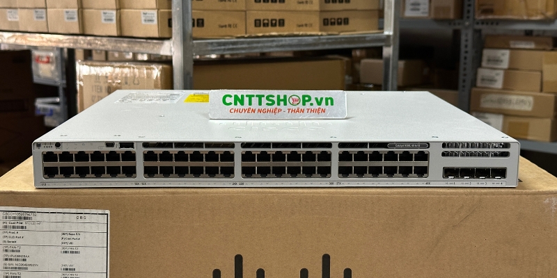 Thiết bị chuyển mạng Cisco C9300L-48T-4G-A cung cấp 48 cổng đồng 