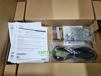 C9300L-48T-4X-A Cisco C9300L 48 Ports GE, 4X10G uplinks, Network Advantage