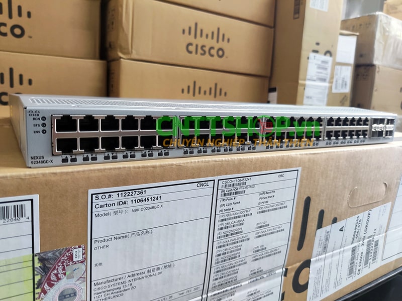 Switch Cisco Nexus 9200 series N9K-C92348GC-X.