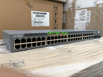 Switch Juniper EX2300-48T 48 Port Data, 4 SFP+ Uplink Slot