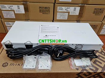 Switch Mikrotik CRS326-24S+2Q+RM with 24x SFP+, 2x QSFP+, RouterOS