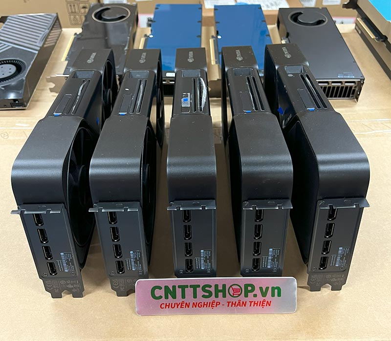 4 cổng kết nối độ phân giải cực cao