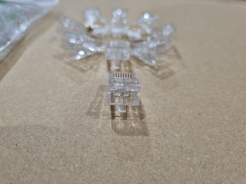 Hạt mạng Cat 5e UTP pass Through xuyên thấu giá tốt chất lượng cao