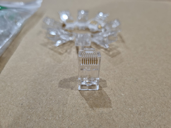 Hạt mạng Cat 5e UTP pass Through xuyên thấu giá tốt chất lượng cao