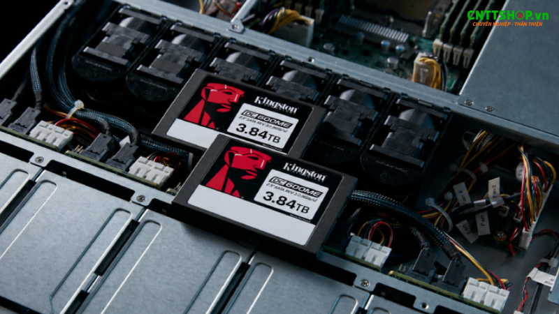 Ổ cứng SSD Kingston SEDC600ME/3084G