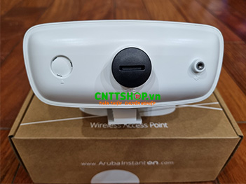 Aruba Instant On AP17 outdoor access point wi-fi.