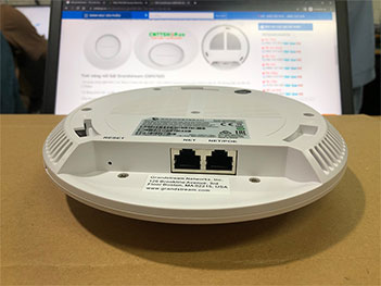 Wifi Grandstream GWN7605 802.11ac Wave-2 Chịu Tải Cao