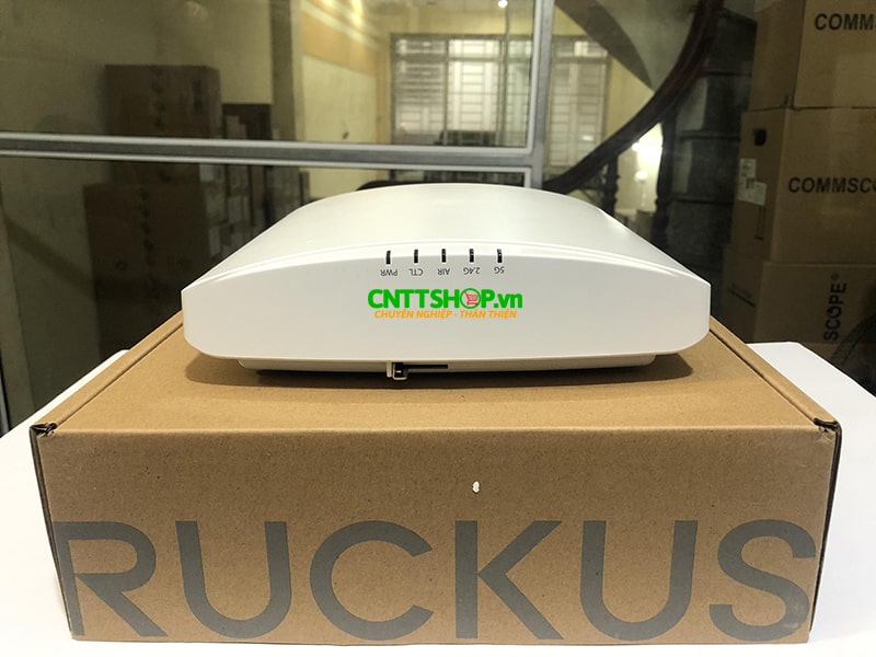 Ruckus 901-R730-WW00 R730 Indoor dual-band 802.11ax Wi-Fi Access Point