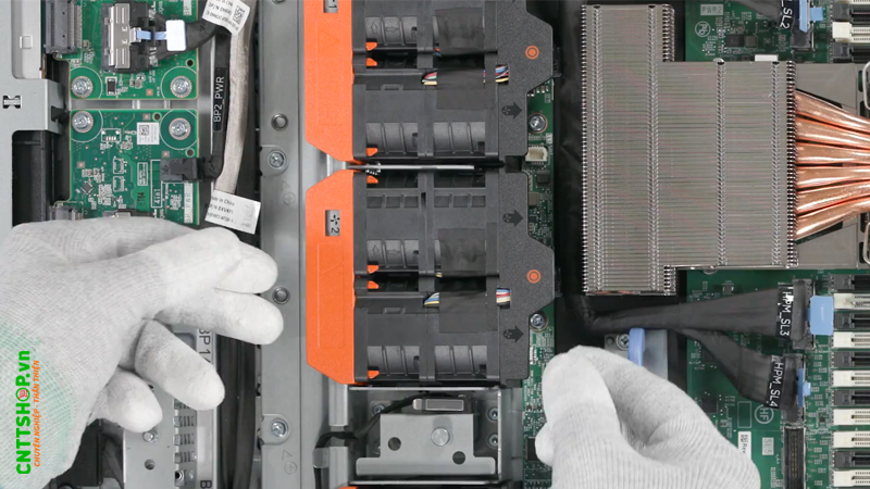 1 set quạt CPU của Dell XE7740 bao gồm 2 quạt HPR platinum