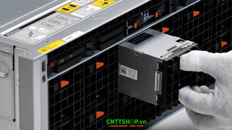 Các quạt HPR ở phía mặt trước dành cho GPU