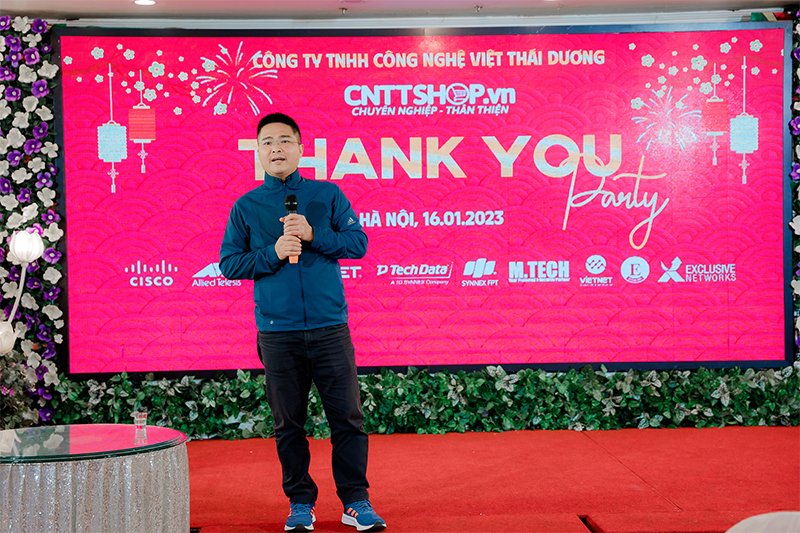 Giám đốc Lê Văn Tuấn Phát Biểu Gala Thank You Party 2022